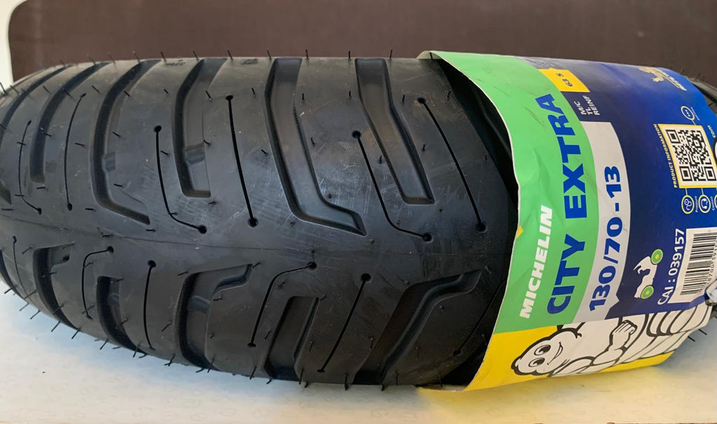 MICHELIN TYRE 130/70-13
