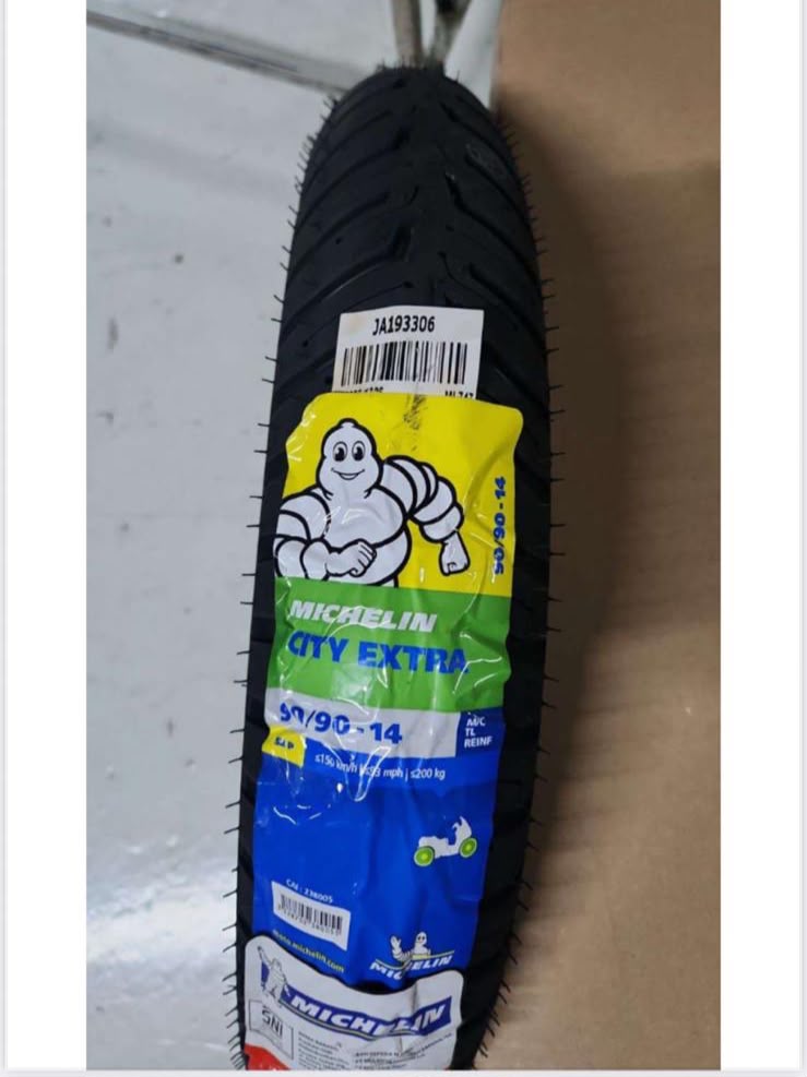 90/90-14 MICHELIN TYRE